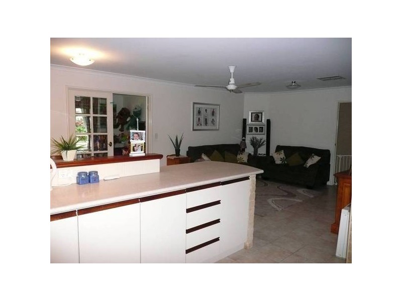 7 EREBUS COURT, Alexander Heights WA 6064