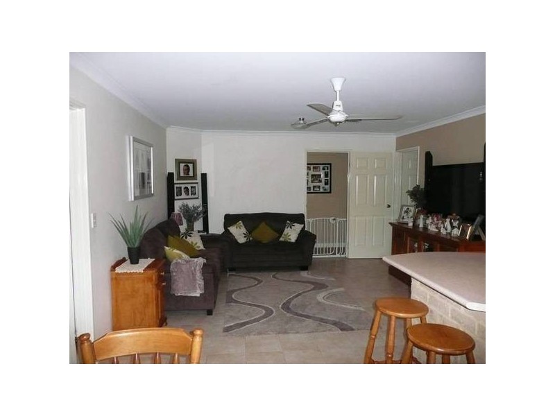 7 EREBUS COURT, Alexander Heights WA 6064