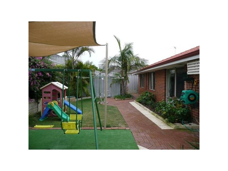 7 EREBUS COURT, Alexander Heights WA 6064