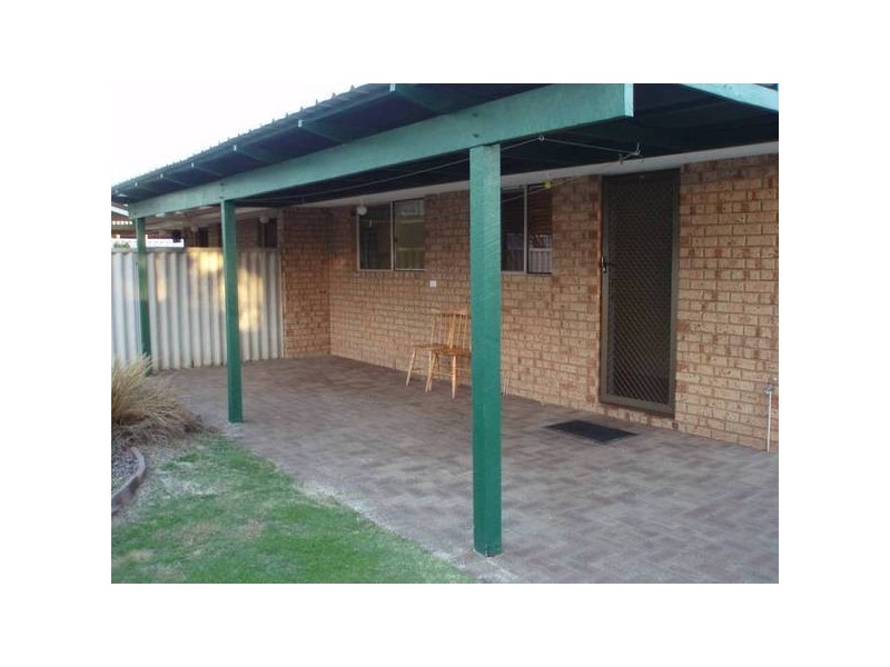 3A Eland place, Marangaroo WA 6064