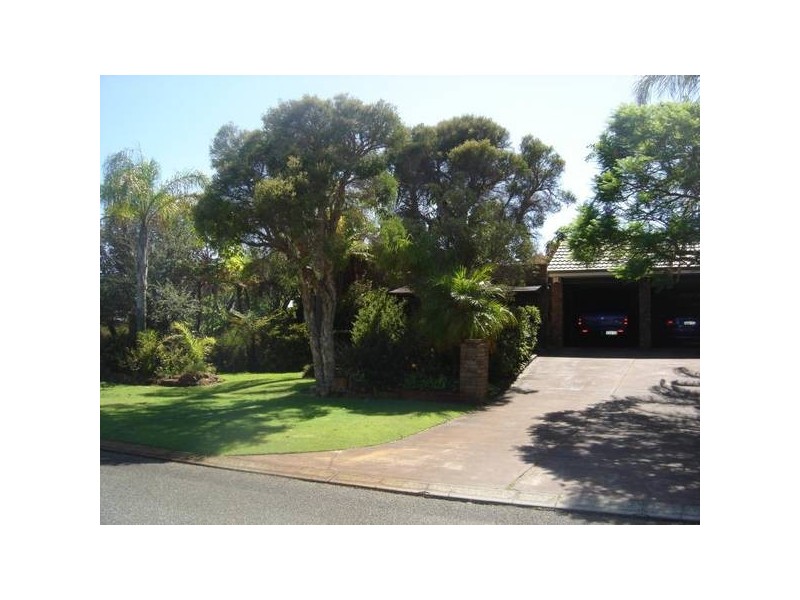 60 Park Lane, Alexander Heights WA 6064