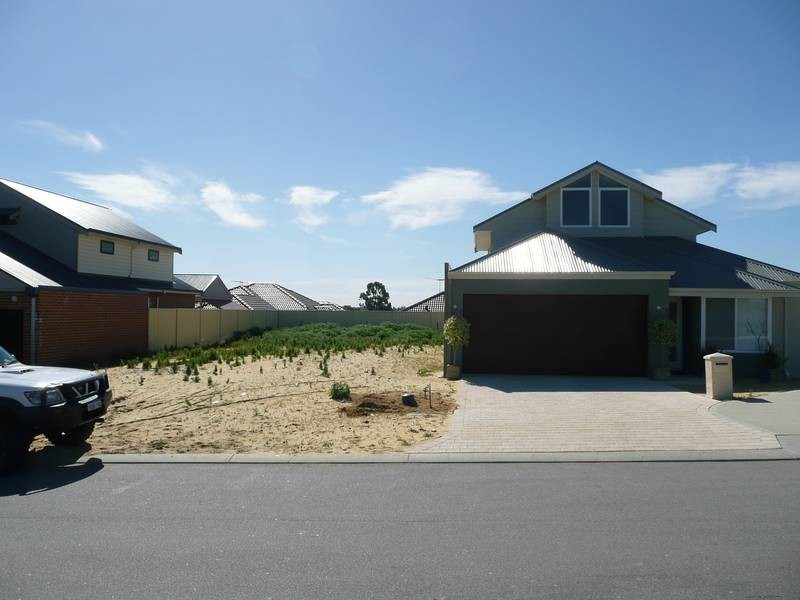 5 TRENTHAM ROAD, Landsdale WA 6065