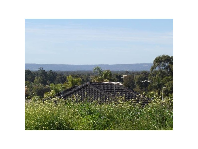 60 The Avenue, Alexander Heights WA 6064