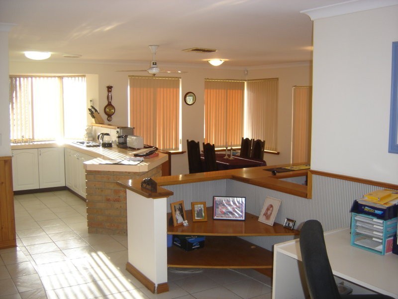 44 Meadowview Drive, Ballajura WA 6066