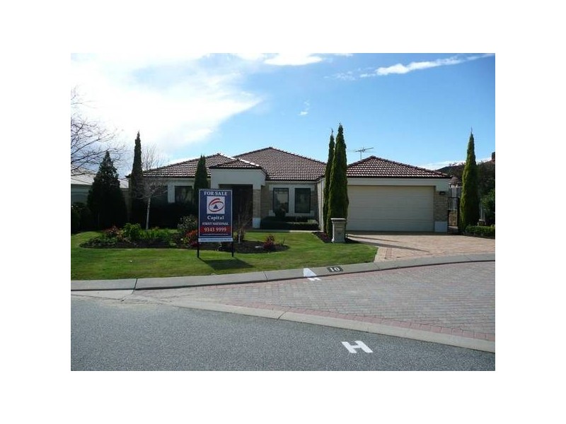 10 CLEMTON PLACE, Landsdale WA 6065