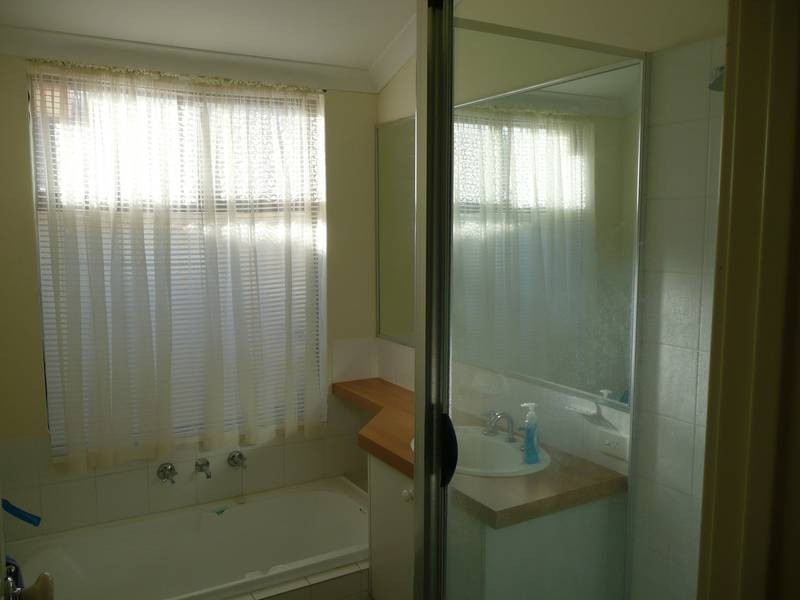 123 THE BROADVIEW, Landsdale WA 6065