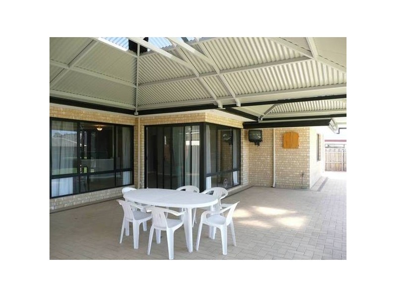 63 CANTRELL CIRCUIT, Landsdale WA 6065