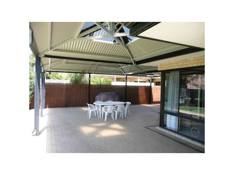 63 CANTRELL CIRCUIT, Landsdale WA 6065