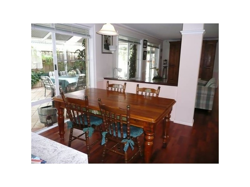 14 Valley Views Dve, Landsdale WA 6065