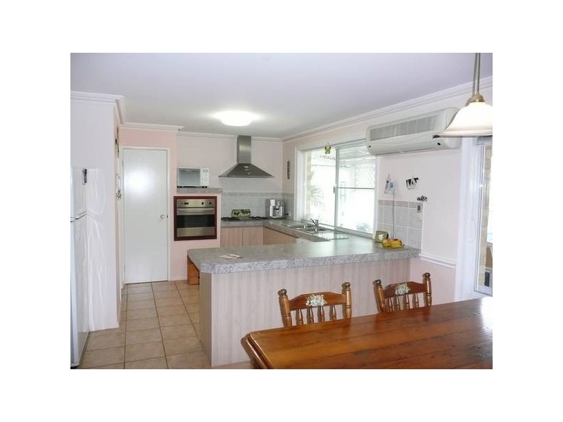 14 Valley Views Dve, Landsdale WA 6065