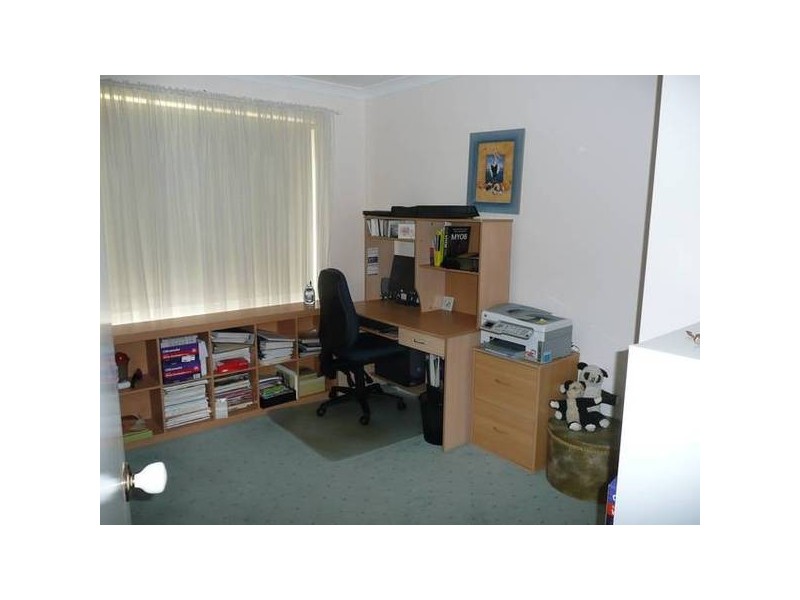 14 Valley Views Dve, Landsdale WA 6065