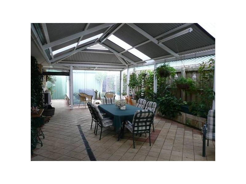 14 Valley Views Dve, Landsdale WA 6065