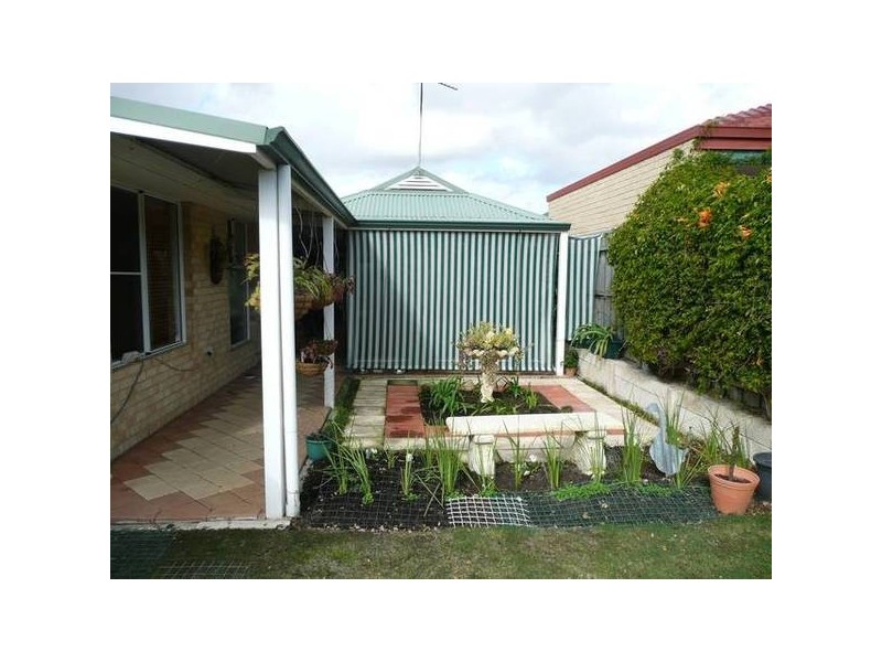 14 Valley Views Dve, Landsdale WA 6065