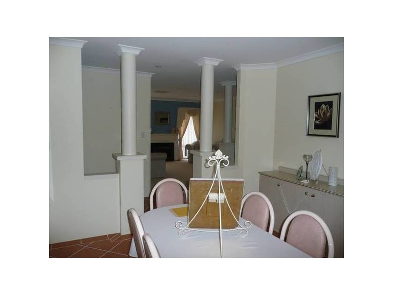 10 BRENDALE PLACE, Landsdale WA 6065