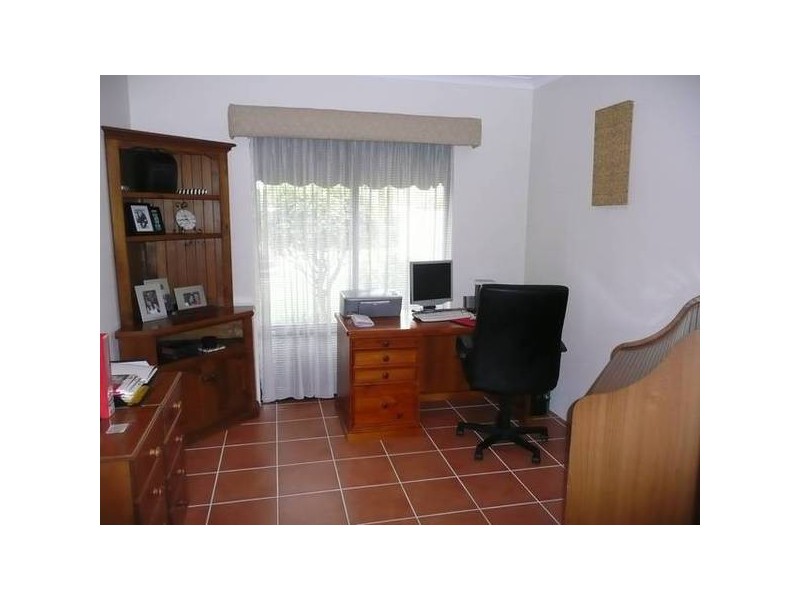 10 BRENDALE PLACE, Landsdale WA 6065