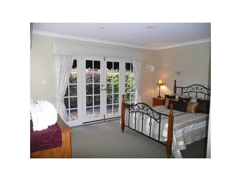 10 BRENDALE PLACE, Landsdale WA 6065