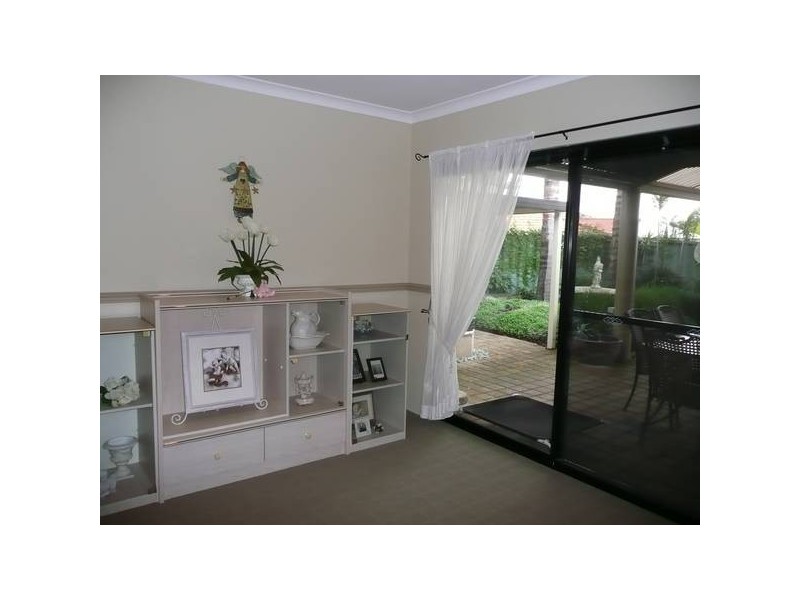 10 BRENDALE PLACE, Landsdale WA 6065