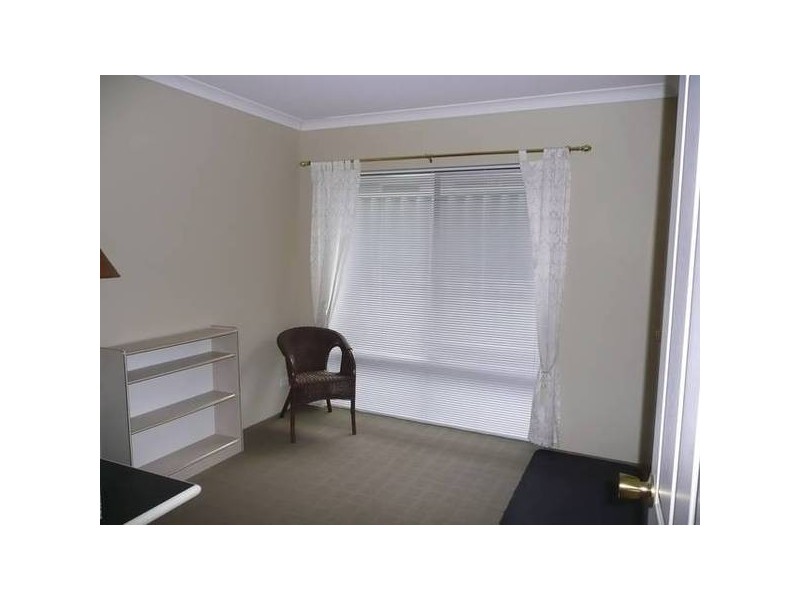 10 BRENDALE PLACE, Landsdale WA 6065