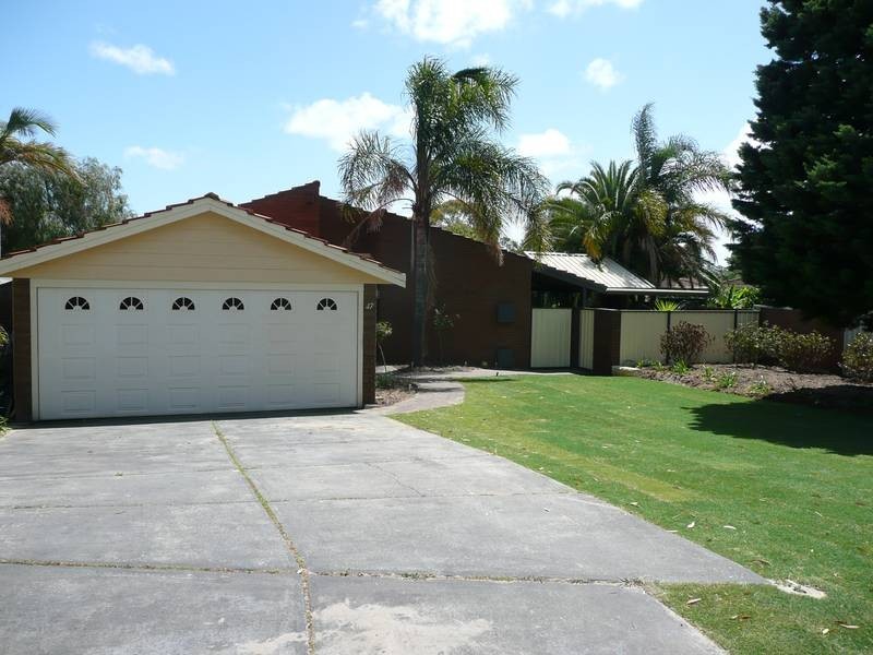 47 NEWGATE STREET, Alexander Heights WA 6064