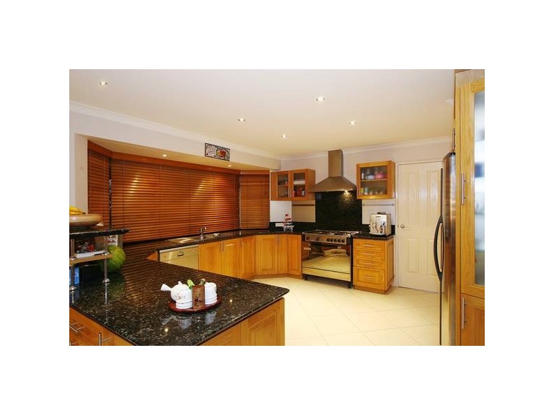 40 Valley Views Drive, Landsdale WA 6065