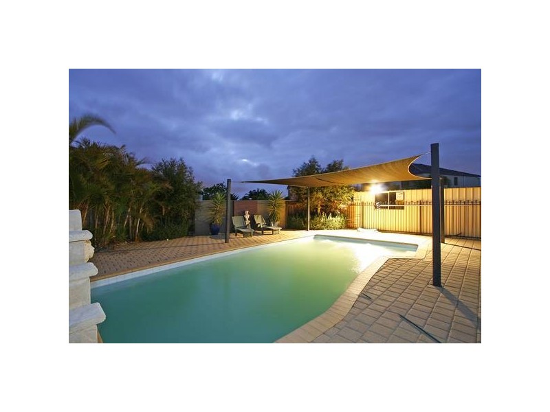 40 Valley Views Drive, Landsdale WA 6065