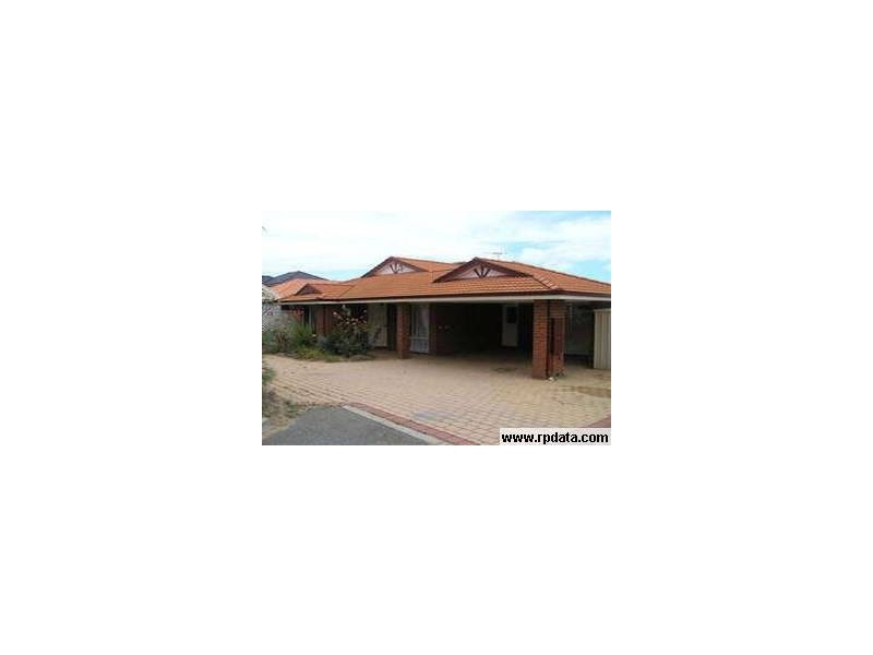15 Dymchurch Court, Marangaroo WA 6064