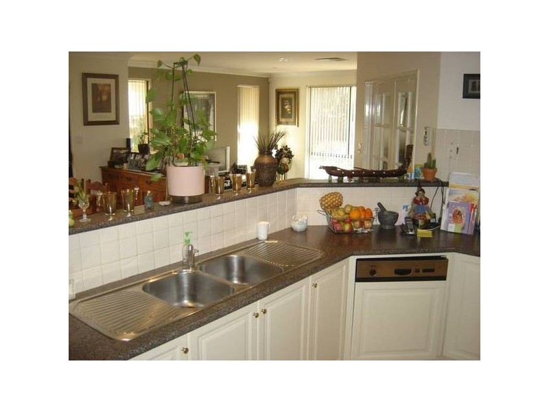 67 Cantrell Circuit, Landsdale WA 6065