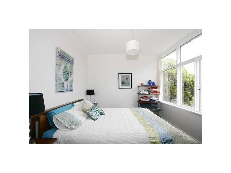 3 HENRIETTA STREET, Bayswater WA 6053