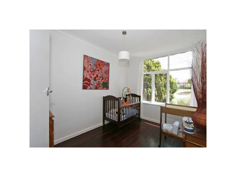 3 HENRIETTA STREET, Bayswater WA 6053