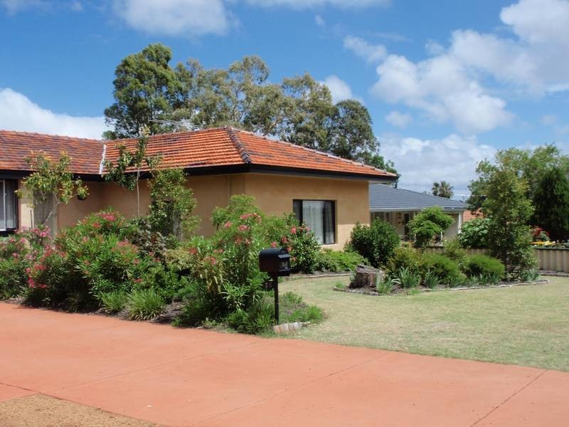 35 Morgan Way, Girrawheen WA 6064