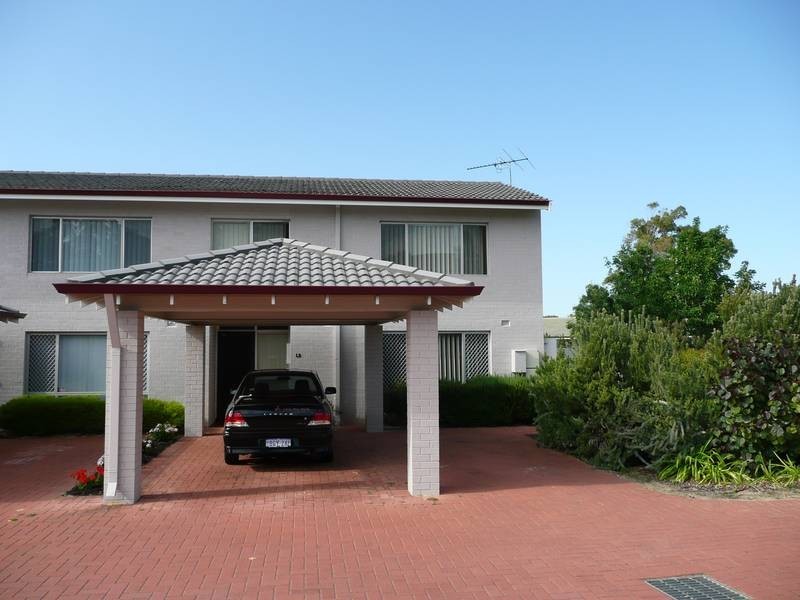 57E AMBERTON AVENUE, Girrawheen WA 6064