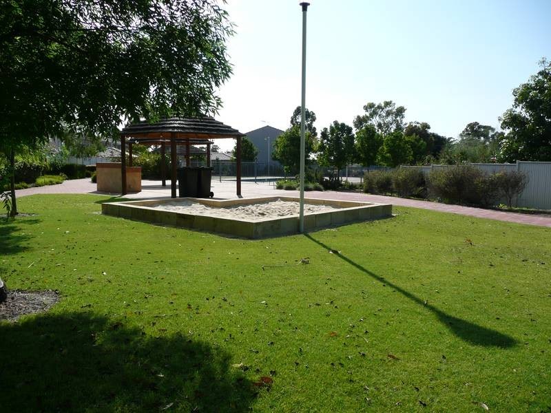 57E AMBERTON AVENUE, Girrawheen WA 6064