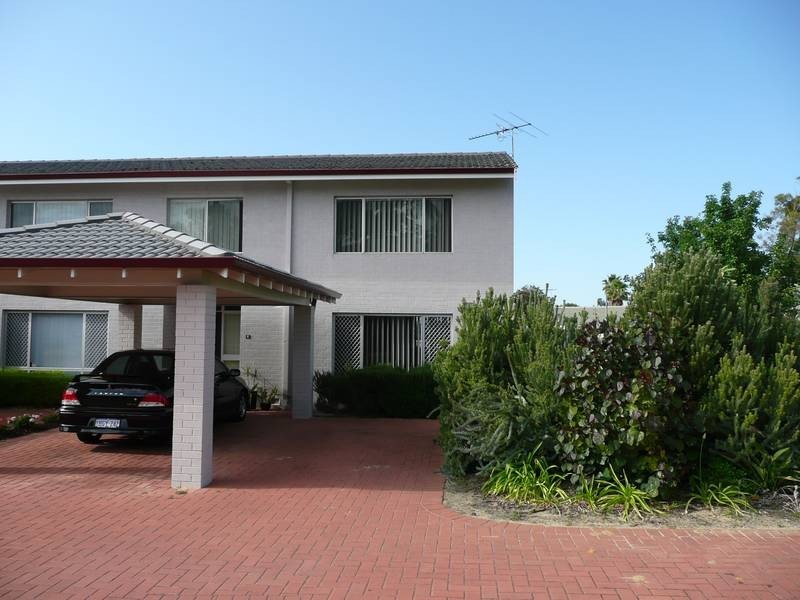 57E AMBERTON AVENUE, Girrawheen WA 6064