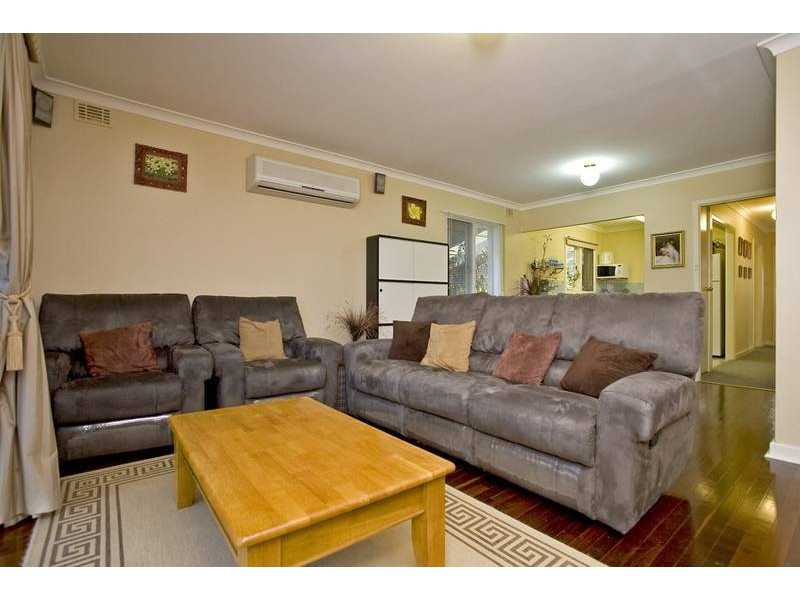 9 Ellerby Way, Koondoola WA 6064