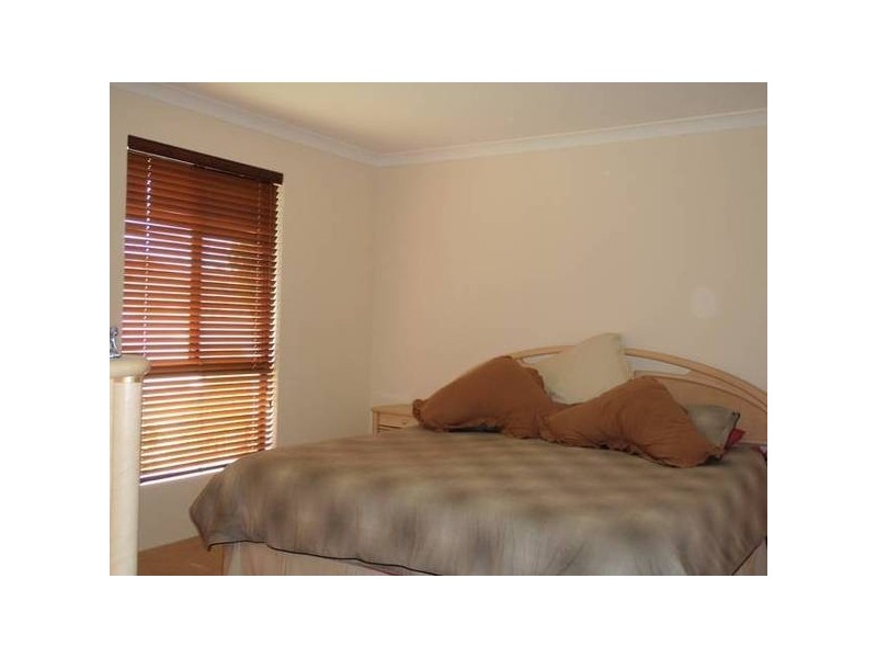 33 Crabtree Street, Alexander Heights WA 6064