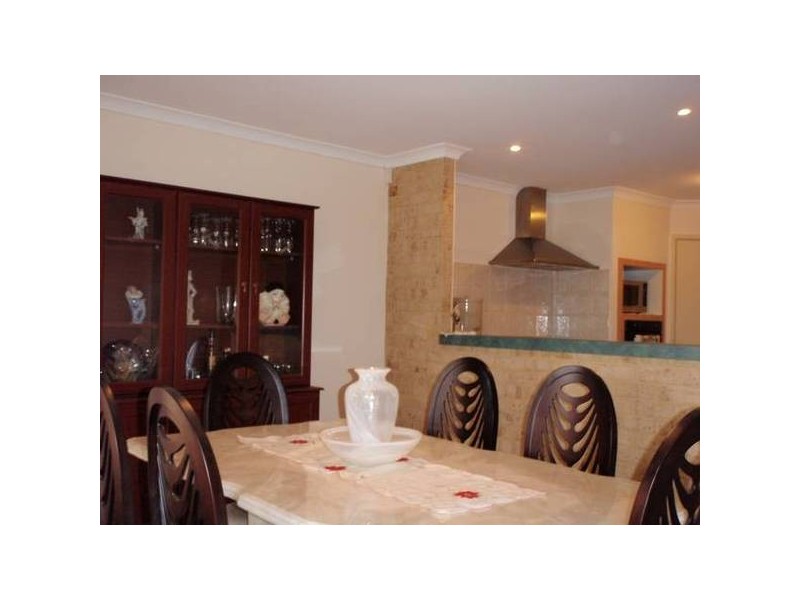 33 Crabtree Street, Alexander Heights WA 6064