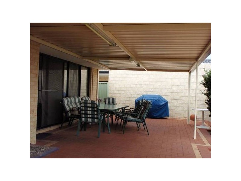 33 Crabtree Street, Alexander Heights WA 6064