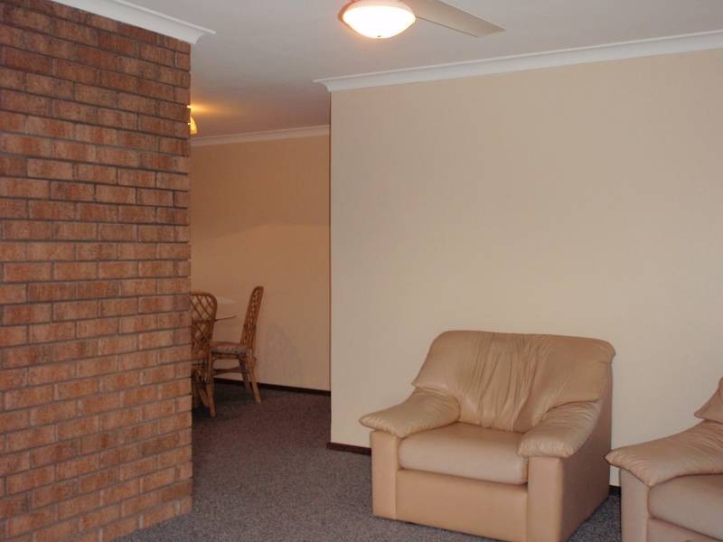 3/16 Naunton Crescent, Eden Hill WA 6054