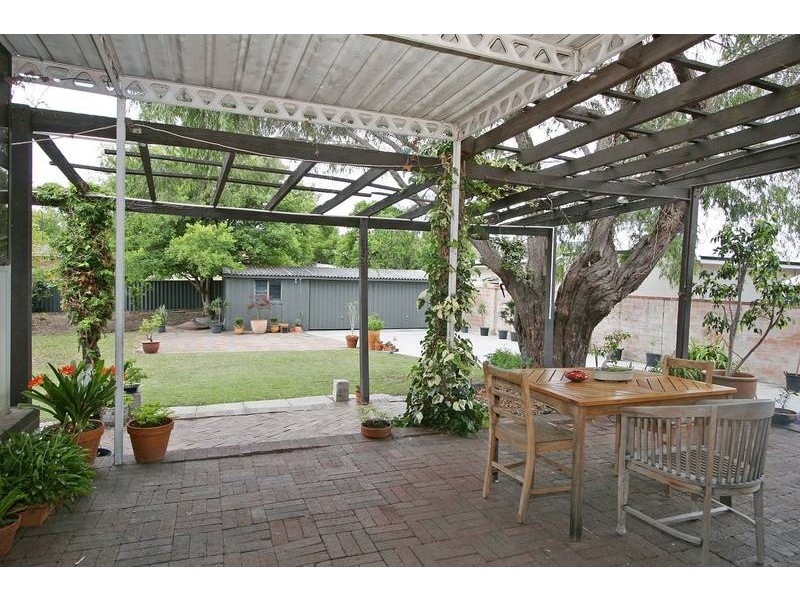 3 Henrietta Street, Bayswater WA 6053