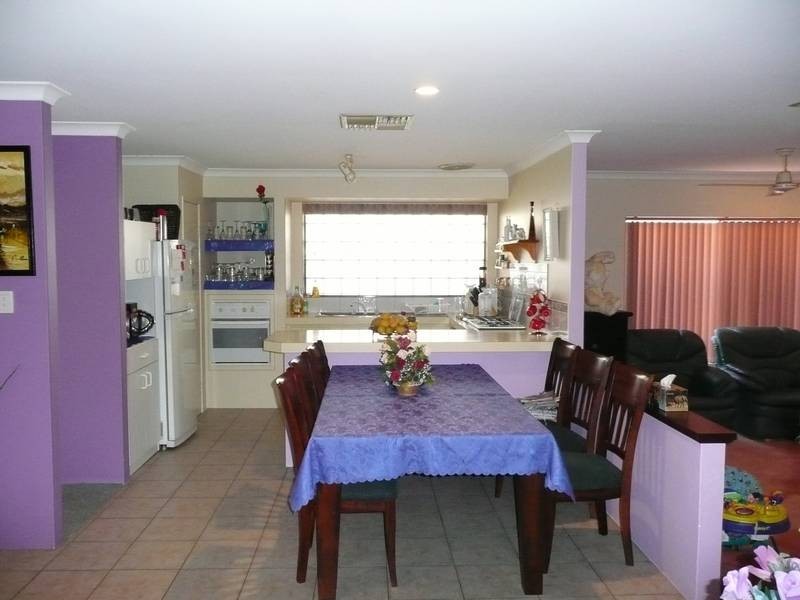 12 LONGWOOD MEWS, Landsdale WA 6065