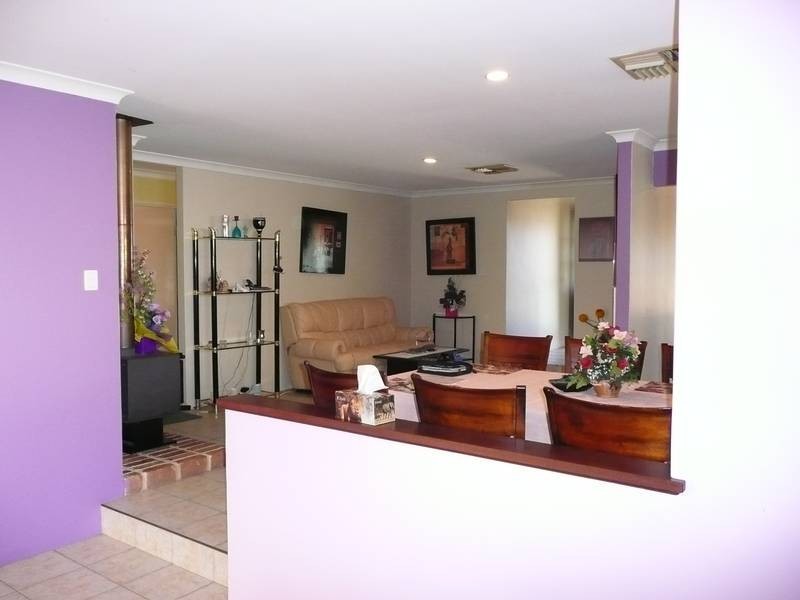 12 LONGWOOD MEWS, Landsdale WA 6065