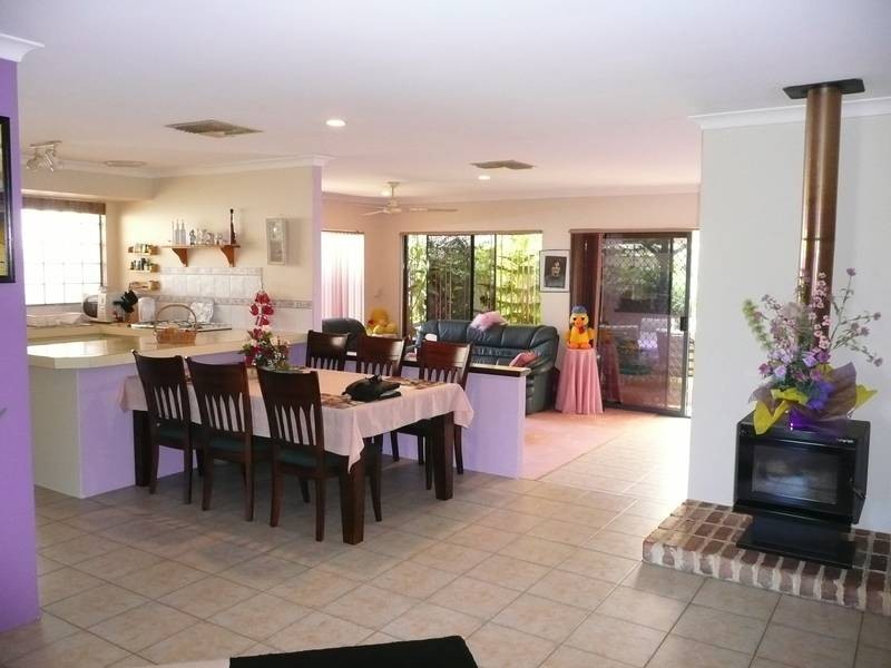 12 LONGWOOD MEWS, Landsdale WA 6065