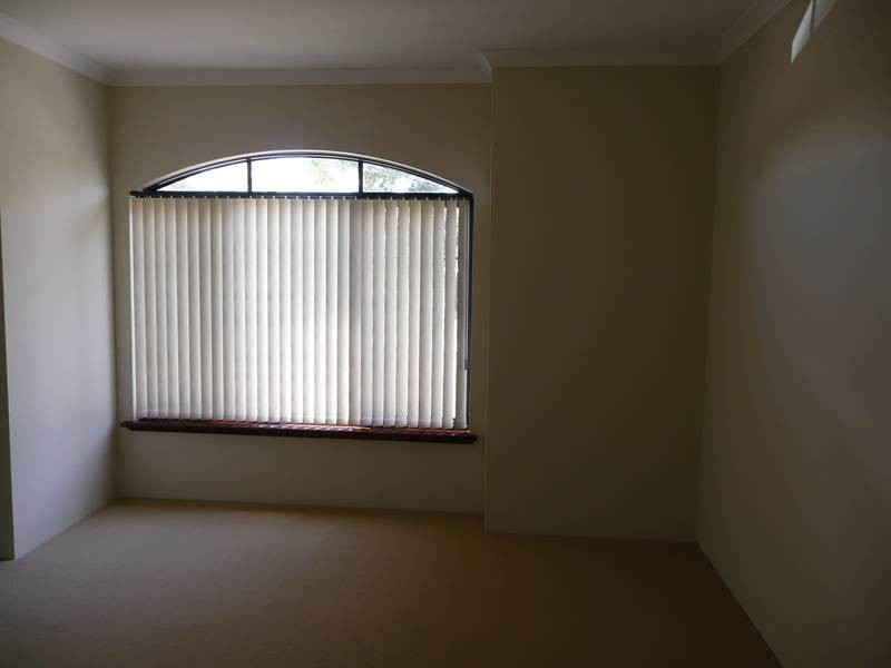 26 WISTFUL PDE, Aveley WA 6069