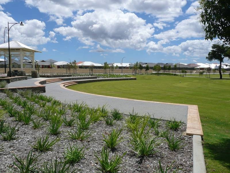 26 WISTFUL PDE, Aveley WA 6069
