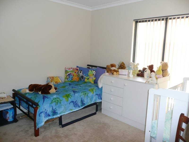 10 FENNELL RISE, Darch WA 6065