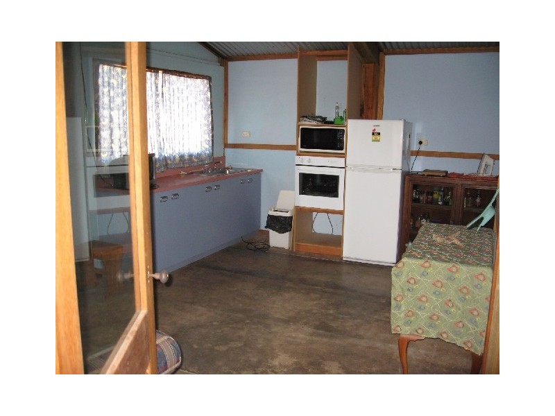 44 Esplanade, Port Clinton SA 5570