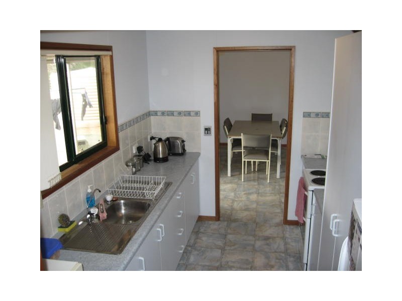 20 Emeu Street, Port Clinton SA 5570