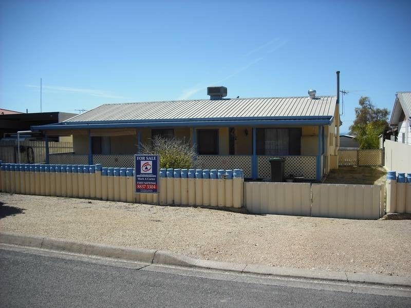 24 Barton Road, Tiddy Widdy Beach SA 5571