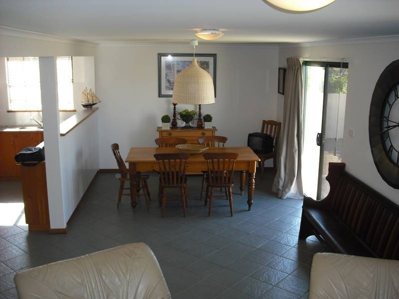 5 Shore Street, Port Clinton SA 5570