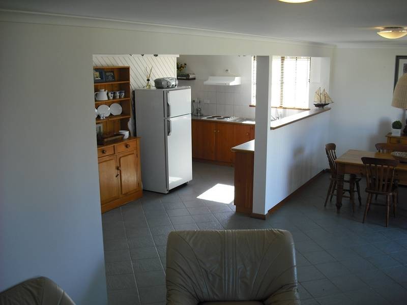 5 Shore Street, Port Clinton SA 5570